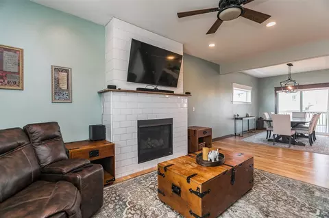 708 Cedar Bend Dr, Solon, IA 52333 photo 8