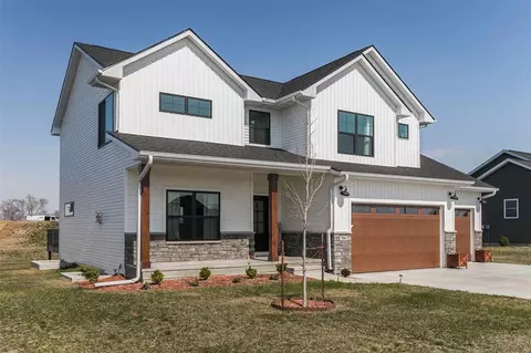 708 Cedar Bend Dr, Solon, IA 52333 photo 2