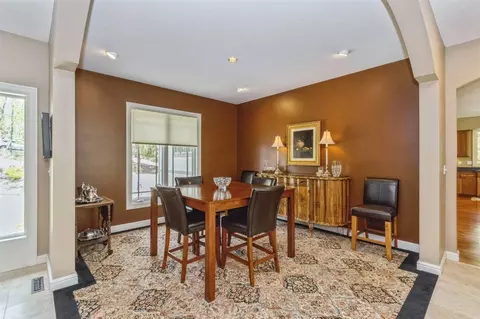 440 E Post Rd SE, Cedar Rapids, IA 52403 photo 11