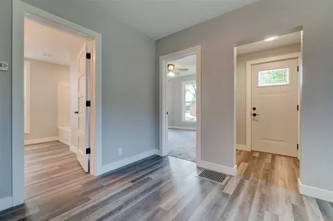 602 E 9th St, Washington, IA 52353 photo 12