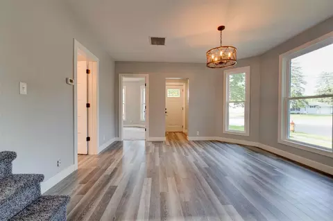 602 E 9th St, Washington, IA 52353 photo 9