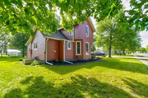 602 E 9th St, Washington, IA 52353 photo 35