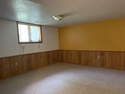 1309 E 3rd, Washington, IA 52353 photo 3