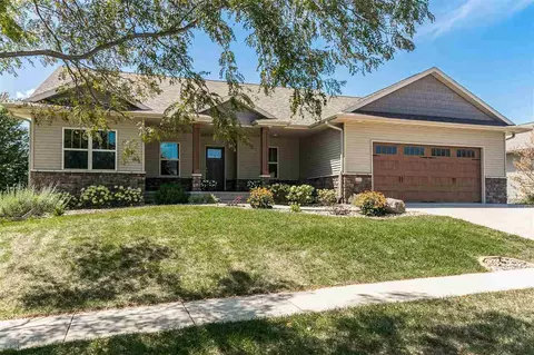 1695 North Dr, Ely, IA 52227 photo 5