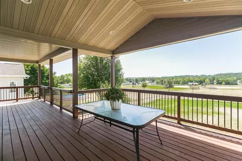 1695 North Dr, Ely, IA 52227 photo 41