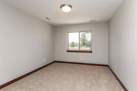 1695 North Dr, Ely, IA 52227 photo 36
