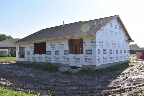 632 Pointer Cir, Center Point, IA 52213 photo 5