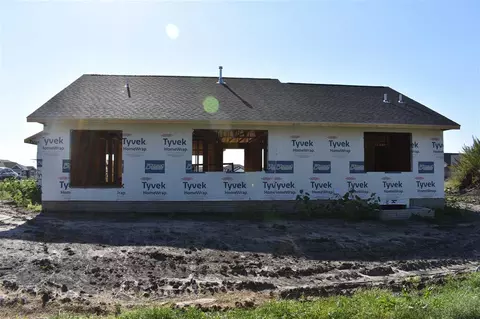 632 Pointer Cir, Center Point, IA 52213 photo 4