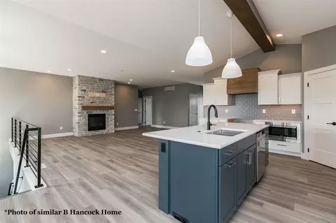 632 Pointer Cir, Center Point, IA 52213 photo 8