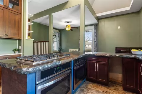 413 NE 18th St, Cedar Rapids, IA 52402 photo 7