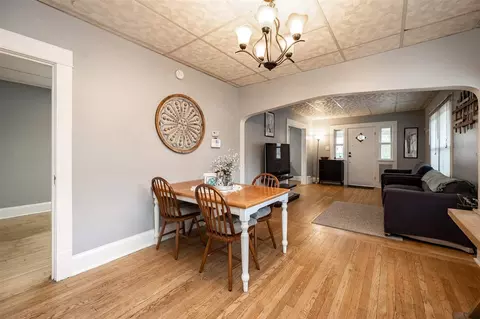 1126 E Ave NW, Cedar Rapids, IA 52405 photo 7