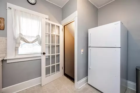 1126 E Ave NW, Cedar Rapids, IA 52405 photo 9