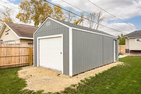 1126 E Ave NW, Cedar Rapids, IA 52405 photo 27