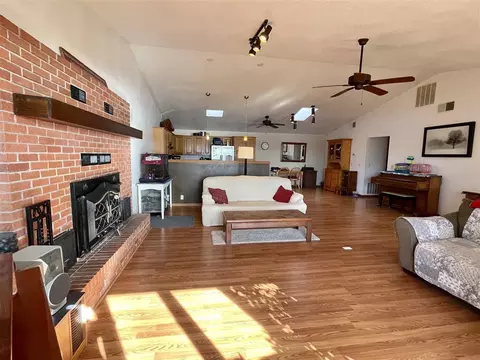 25562 245th St, Lone Tree, IA 52755 photo 12