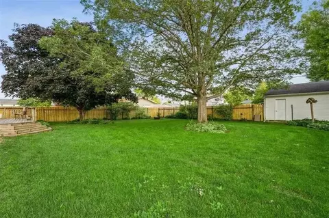 223 E 3rd Ave, Lisbon, IA 52253 photo 2