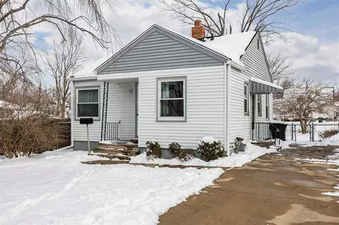3815 E Ave NE, Cedar Rapids, IA 52402 photo 3
