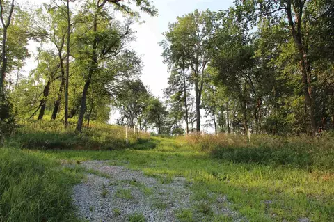 52 Solon Rd, Solon, IA 52333 photo 2