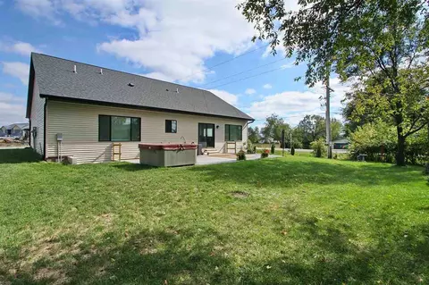 903 David Dr, Solon, IA 52333 photo 32
