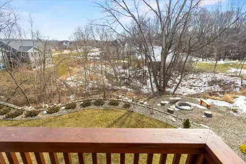3818 Cedar Bluff Ct NE, Cedar Rapids, IA 52411 photo 17