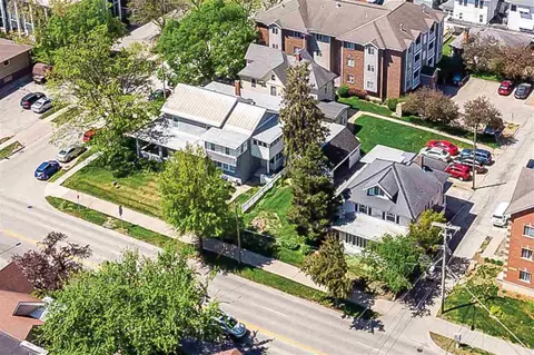 313 N Dubuque St, Iowa City, IA 52245