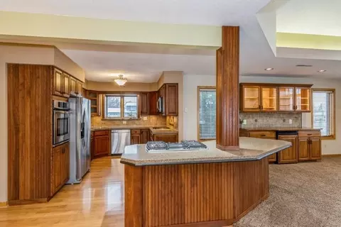 5701 Michael Dr NE, Cedar Rapids, IA 52411 photo 8