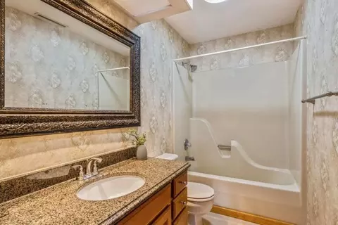 5701 Michael Dr NE, Cedar Rapids, IA 52411 photo 31