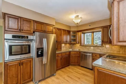 5701 Michael Dr NE, Cedar Rapids, IA 52411 photo 10