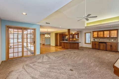 5701 Michael Dr NE, Cedar Rapids, IA 52411 photo 5