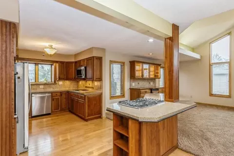 5701 Michael Dr NE, Cedar Rapids, IA 52411 photo 9