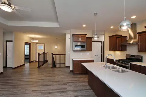 809 Old Mill Ln, Solon, IA 52333 photo 5