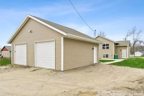 1630 Walker St, Ely, IA 52227 photo 13