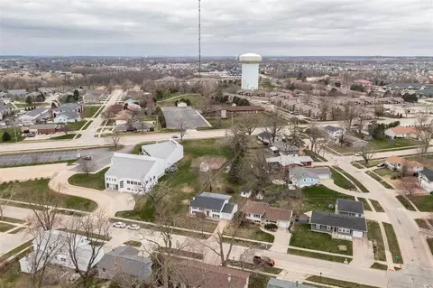 6607 Devonshire Dr NE, Cedar Rapids, IA 52402 photo 37