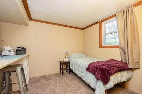 6607 Devonshire Dr NE, Cedar Rapids, IA 52402 photo 22