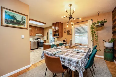 6607 Devonshire Dr NE, Cedar Rapids, IA 52402 photo 8