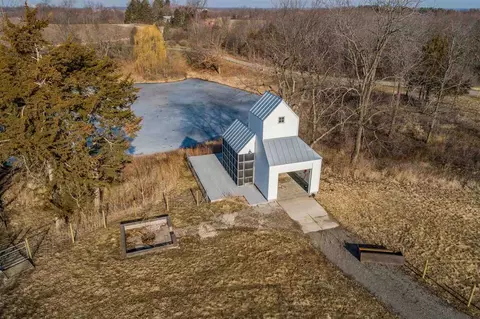 625 Old School Rd, Ely, IA 52227 photo 5