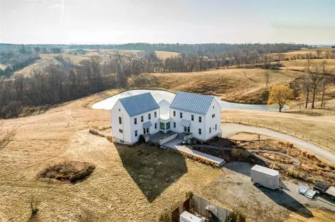 625 Old School Rd, Ely, IA 52227 photo 3