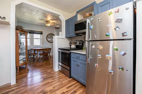 3823 E Ave NE, Cedar Rapids, IA 52402 photo 10