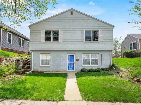 1817 E Ave NE, Cedar Rapids, IA 52402 photo 1