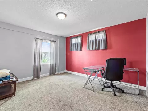 1817 E Ave NE, Cedar Rapids, IA 52402 photo 6