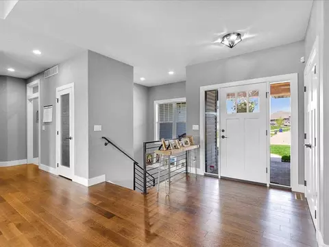 6512 Michael Dr NE, Cedar Rapids, IA 52411 photo 9