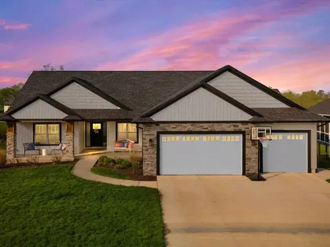 6512 Michael Dr NE, Cedar Rapids, IA 52411 photo 1