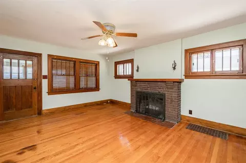 1731 E Avenue NE, Cedar Rapids, IA 52402 photo 3