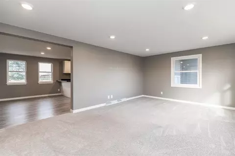 1815 Highland Rd, Ely, IA 52227 photo 17