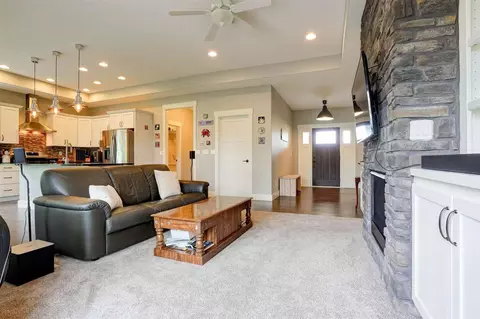 4100 Windfall Dr NW, Cedar Rapids, IA 52405 photo 9