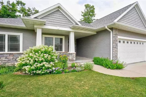 4100 Windfall Dr NW, Cedar Rapids, IA 52405 photo 4