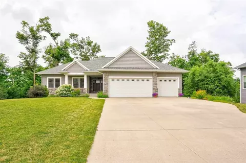 4100 Windfall Dr NW, Cedar Rapids, IA 52405 photo 1