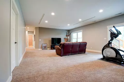4100 Windfall Dr NW, Cedar Rapids, IA 52405 photo 34