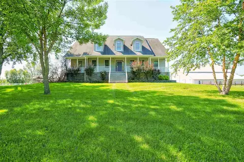 1922 170th St, West Liberty, IA 52776