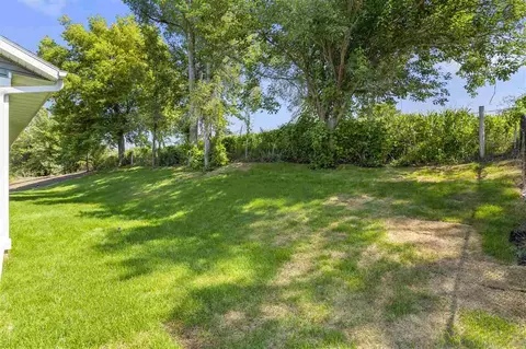 3020 Sunflower St, Ely, IA 52227 photo 38