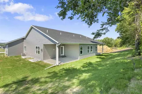 3020 Sunflower St, Ely, IA 52227 photo 3
